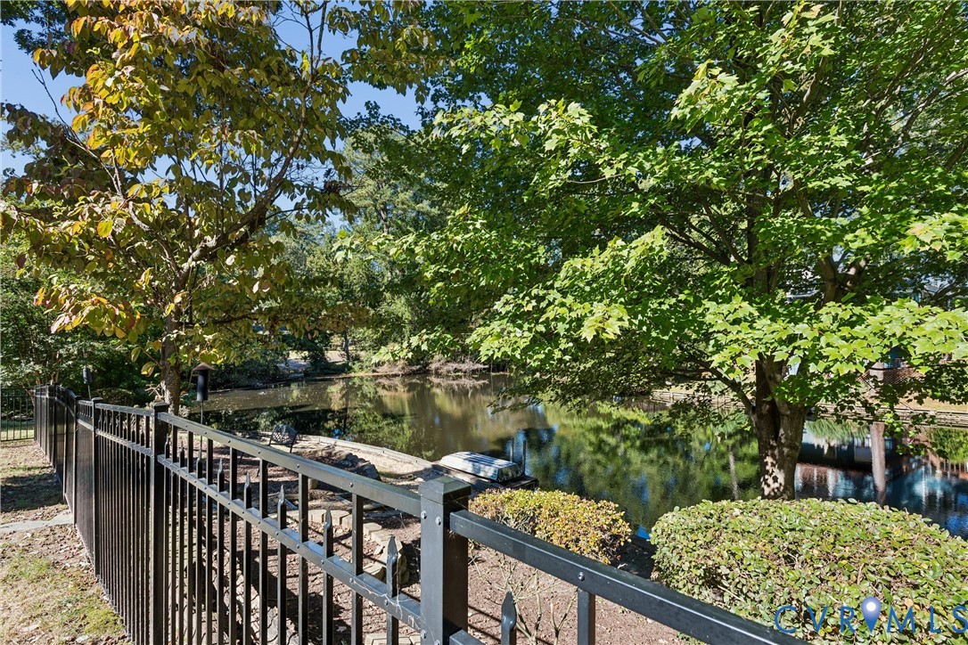 75 Knollwood Drive, Newport News, VA 23608