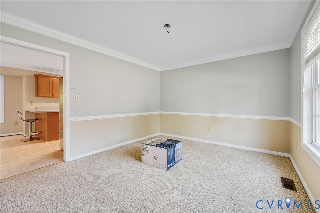 218 Breezy Hill Drive, Colonial Heights, VA 23834