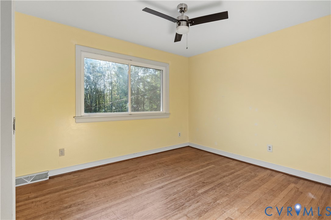 2305 Country Lane, Maidens, VA 23102