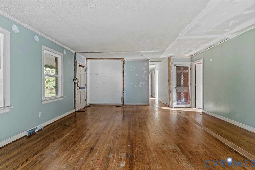 2305 Country Lane, Maidens, VA 23102