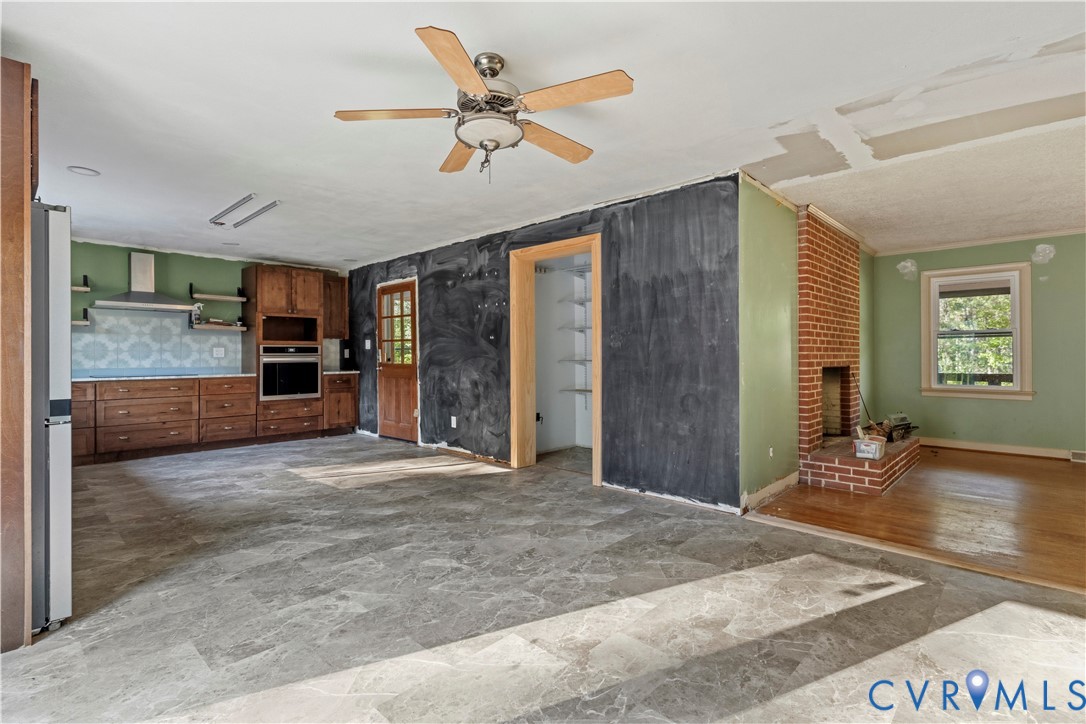 2305 Country Lane, Maidens, VA 23102