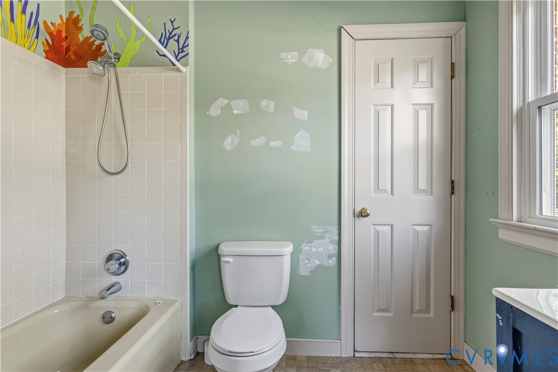 2305 Country Lane, Maidens, VA 23102