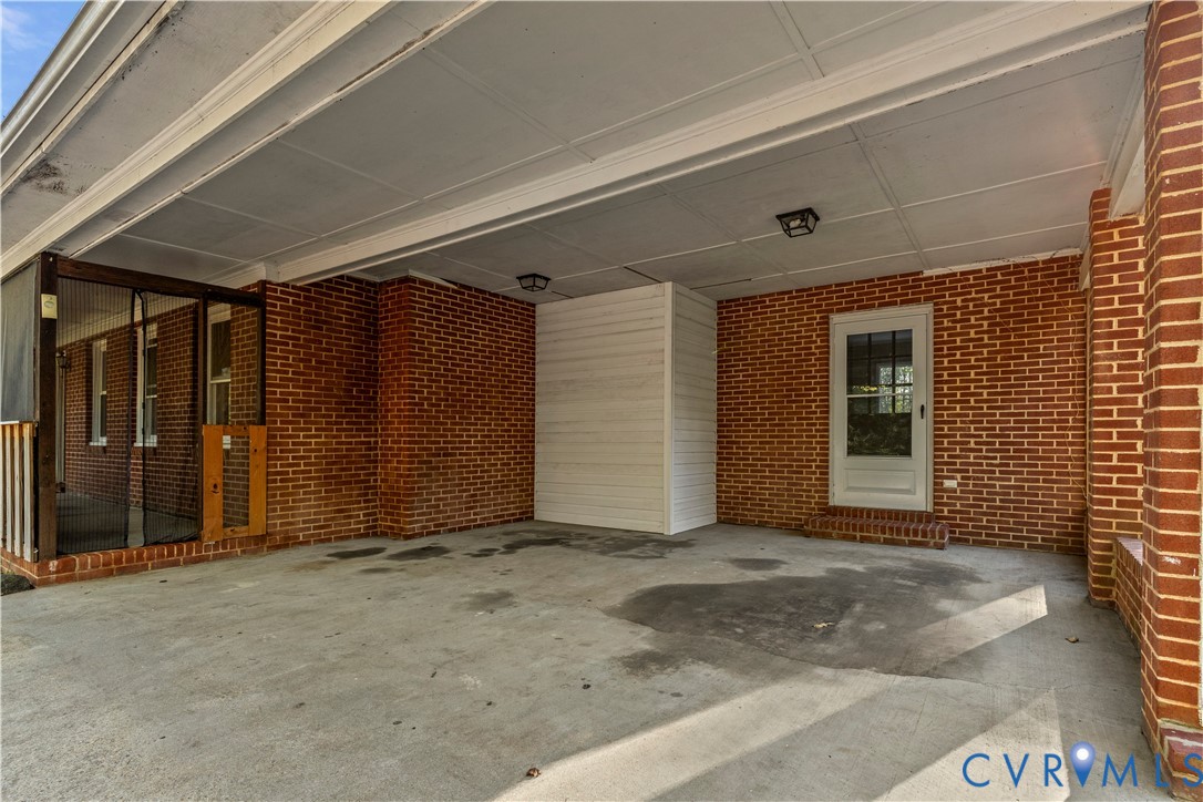 2305 Country Lane, Maidens, VA 23102
