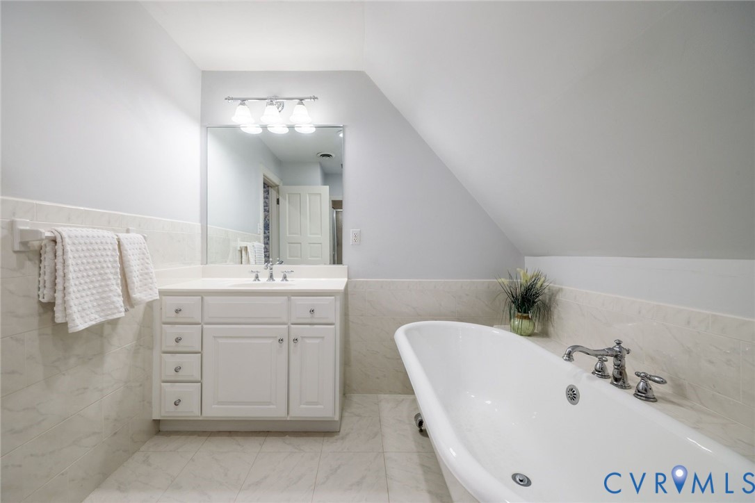 10 Dahlgren Road, Goochland, VA 23238