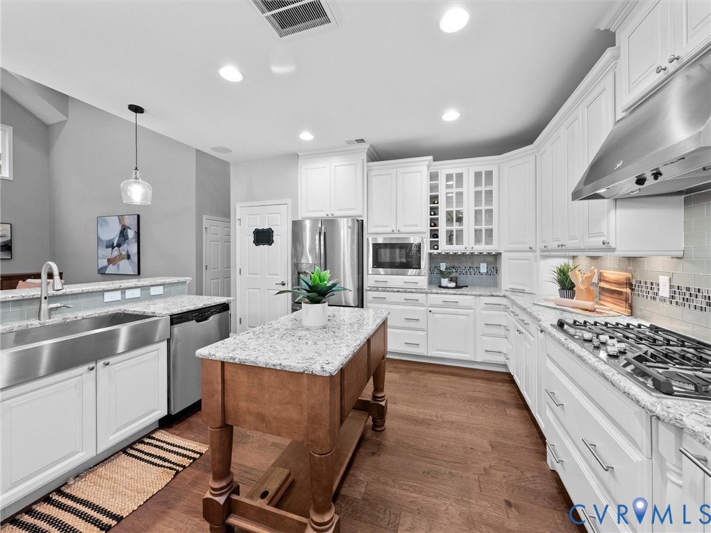 7224 Silverthread Drive, Moseley, VA 23120