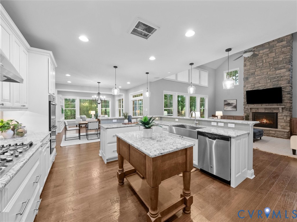 7224 Silverthread Drive, Moseley, VA 23120