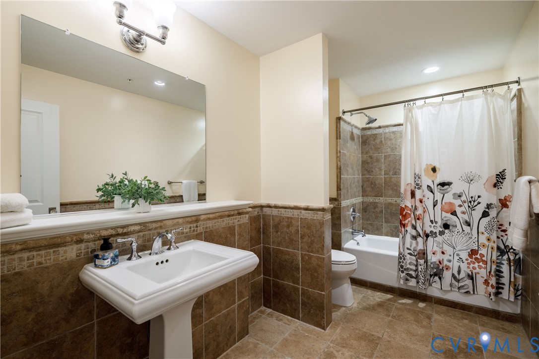 1350 Westwood Avenue, #U105, Ginter Park, Richmond, VA 23227