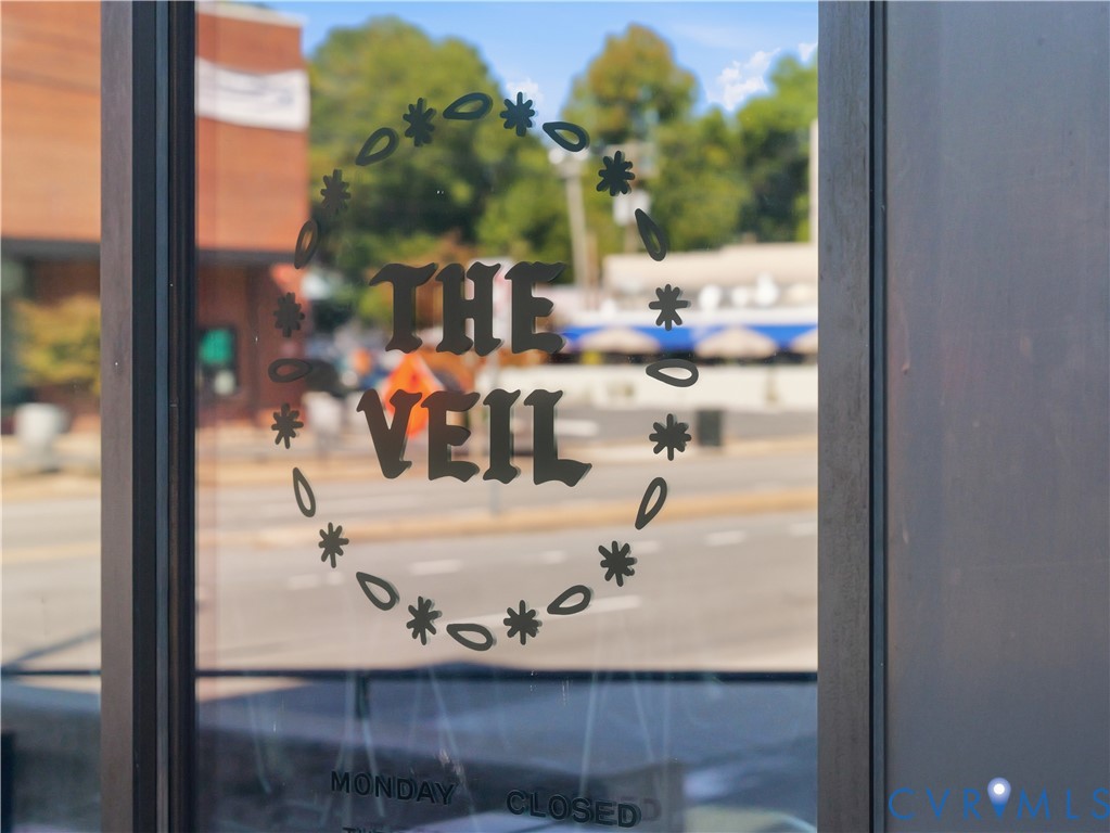 The Veil Brewing Co. and Y Tu Mama bring craft beer and Mexican dining together at their Forest Hill Avenue location, one of the neighborhood favorites near home.
