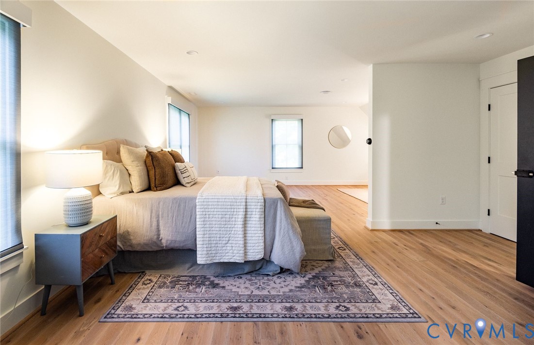 Versatile bonus space behind custom Murphy Door, currently shown as potential 5th bedroom.