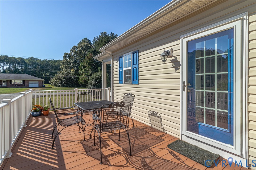 260 Pocahontas Drive, Waterfront Access, Kilmarnock, VA 22482