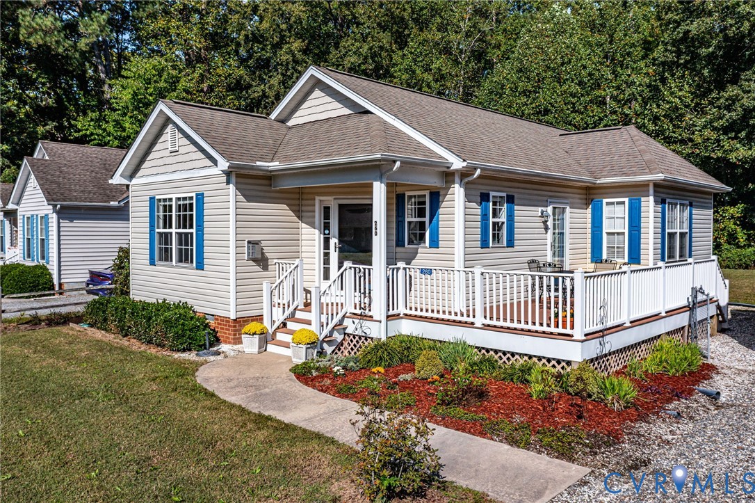 260 Pocahontas Drive, Waterfront Access, Kilmarnock, VA 22482