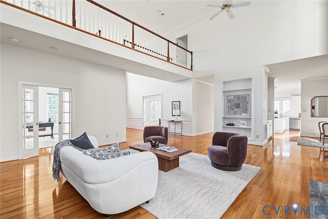 The 2nd floor widow's walk links the three bedrooms, open sitting room and playroom upstairs.