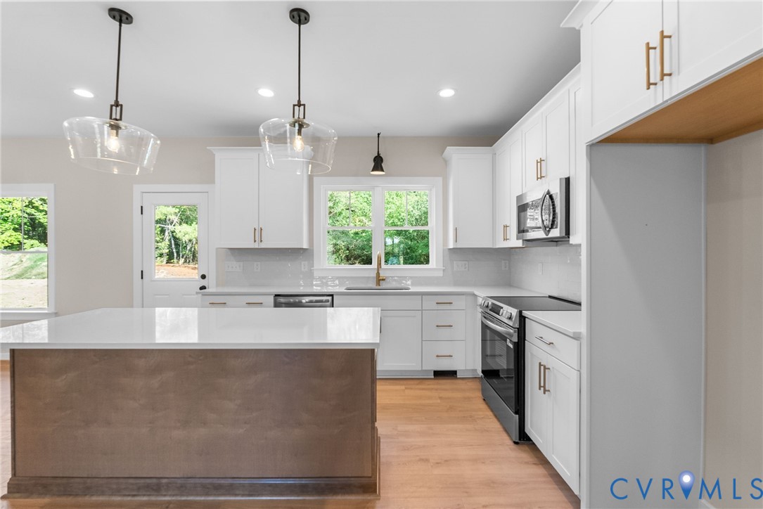 8503 Sedgemoor Drive, Henrico, VA 23228 8503 Sedgemoor Drive, Henrico, VA 23228