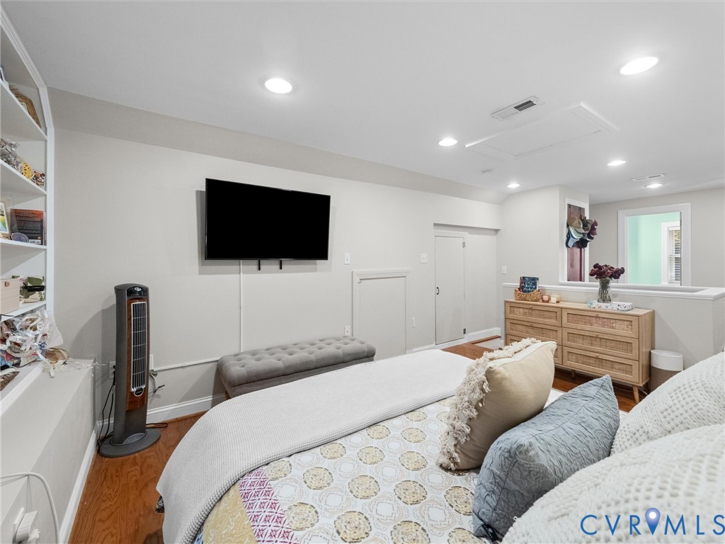 Upstairs Primary Bedroom