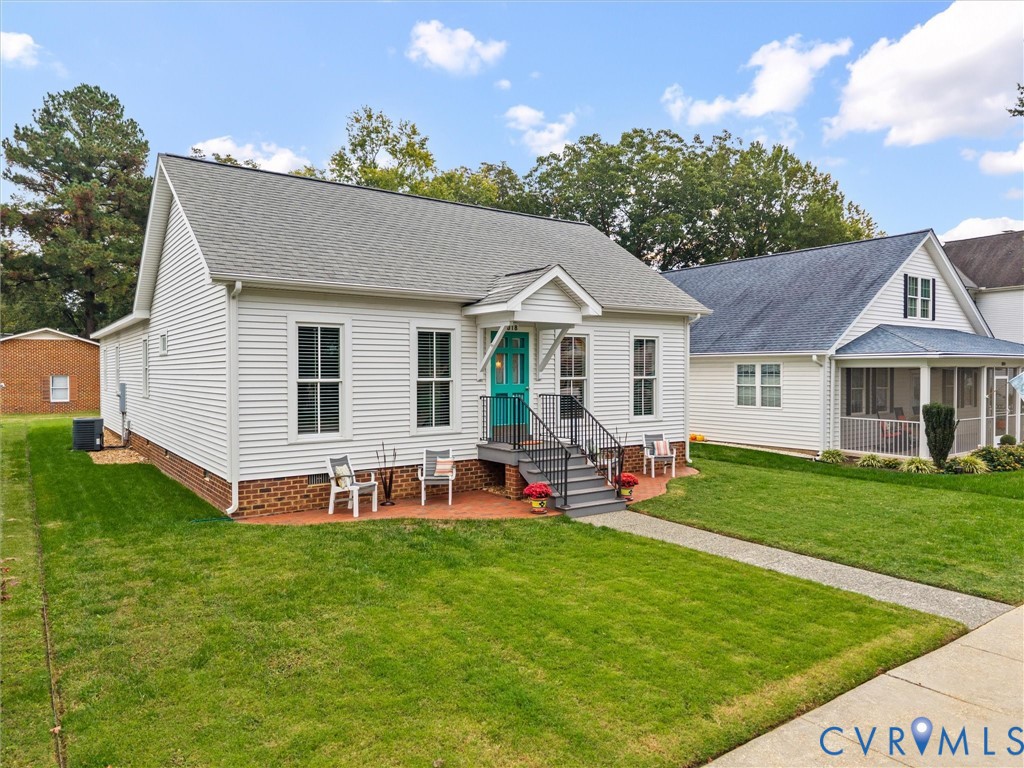 1018 Kirby Street, West Point, VA 23181
