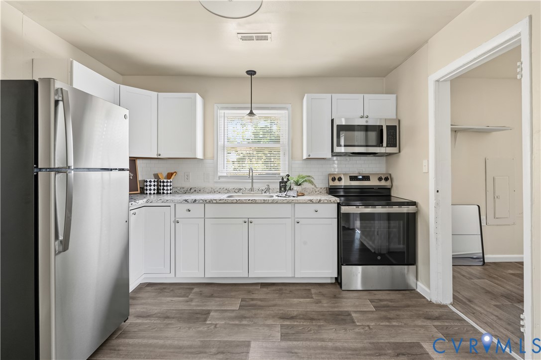 2563 Glendale Avenue, Petersburg, VA 23805