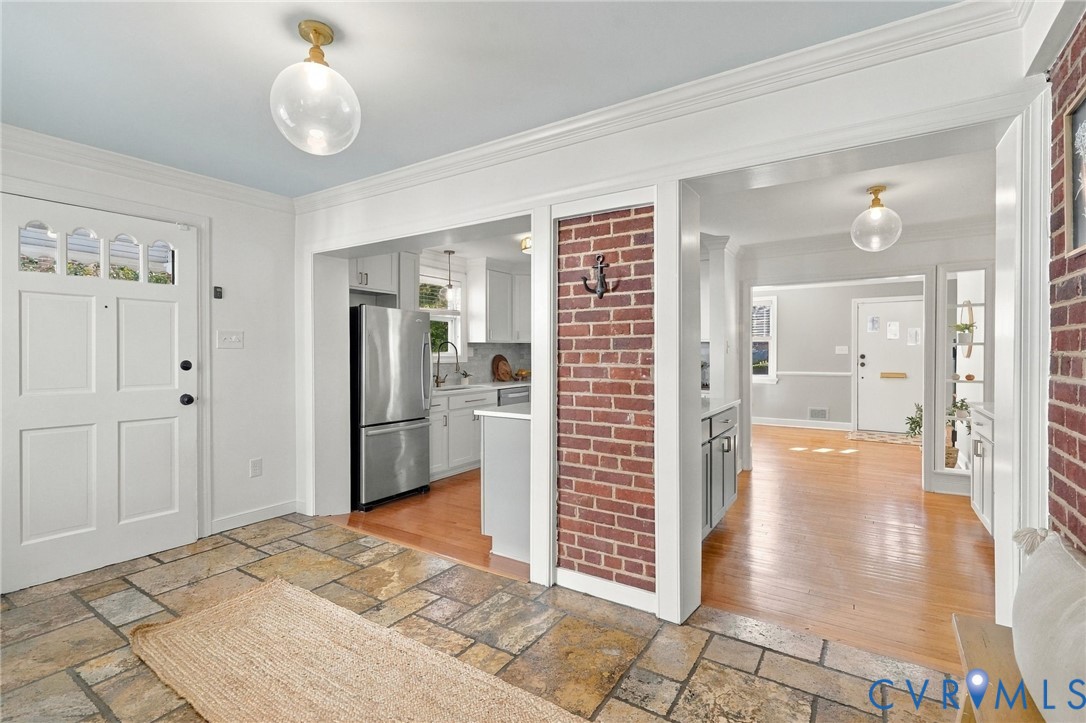 2418 Essex Road, Bryan Park/Lakeside, Henrico, VA 23228