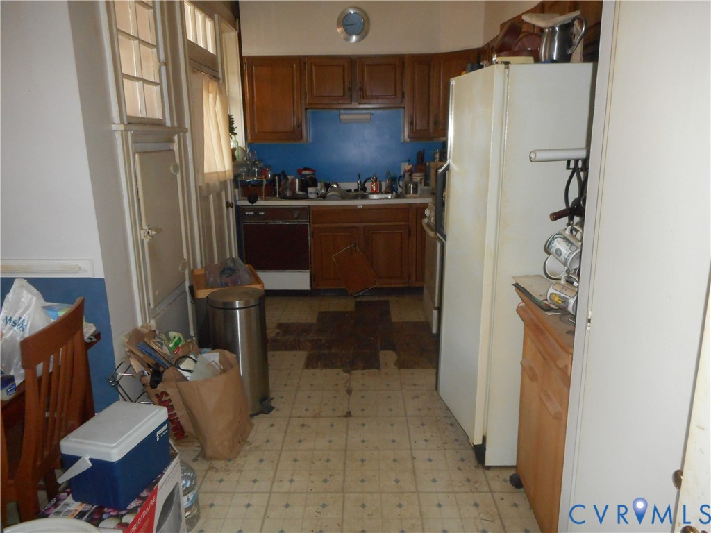 2400 Lakeview Avenue, #U8, Lakeview Condos/Byrd Park, Richmond, VA 23220