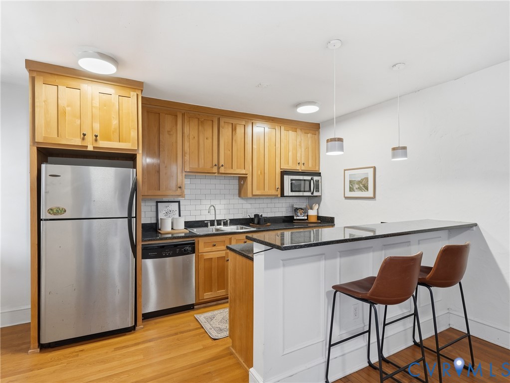 2705 Hanover Avenue, #U6, The Carlyle/Fan, Richmond, VA 23220