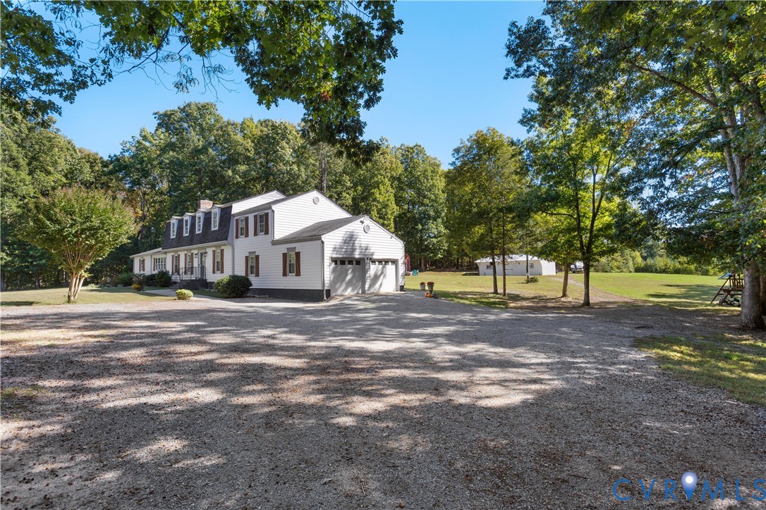 Driveway views. Huge parking area!