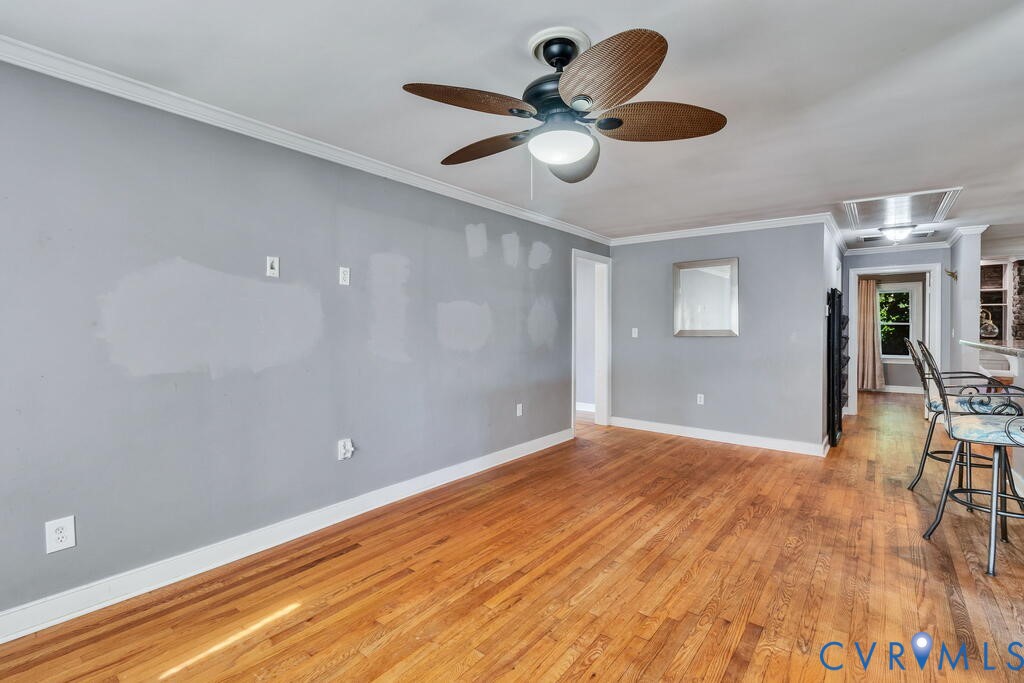 32 2nd Avenue, Kilmarnock, VA 22482