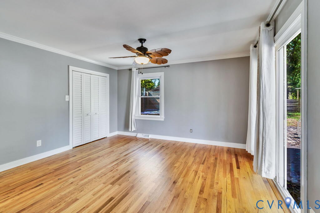 32 2nd Avenue, Kilmarnock, VA 22482