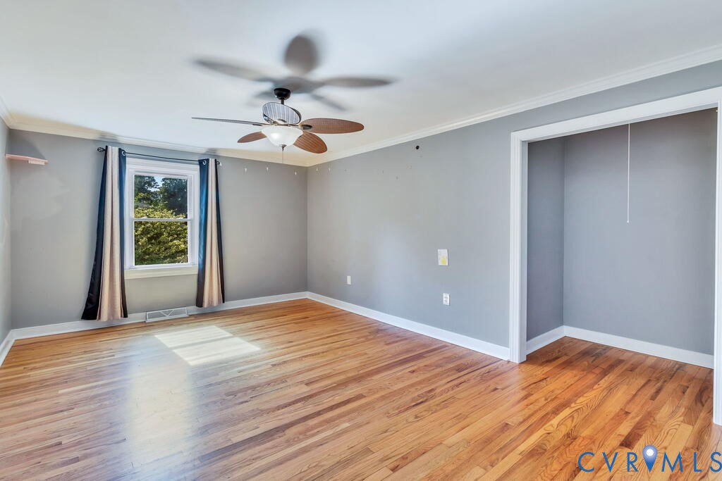 32 2nd Avenue, Kilmarnock, VA 22482