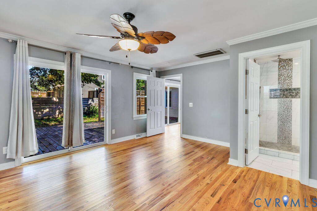 32 2nd Avenue, Kilmarnock, VA 22482