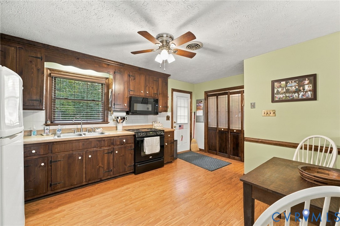 4808 Red Coach Terrace, Cedar Ridge, Sandston, VA 23150