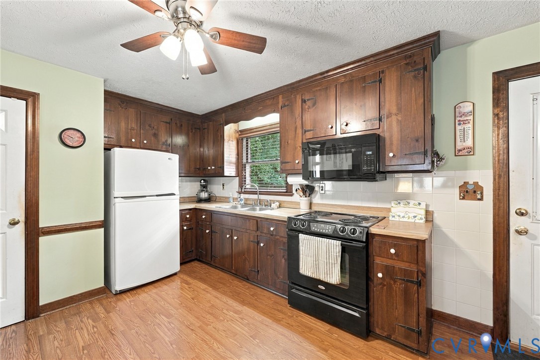 4808 Red Coach Terrace, Cedar Ridge, Sandston, VA 23150