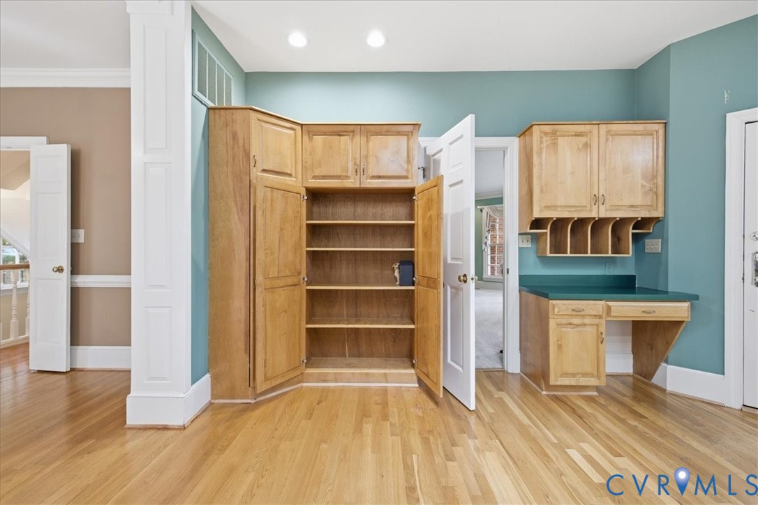 Beautiful Pantry Cabinet, just a few steps away from the Preparation area.