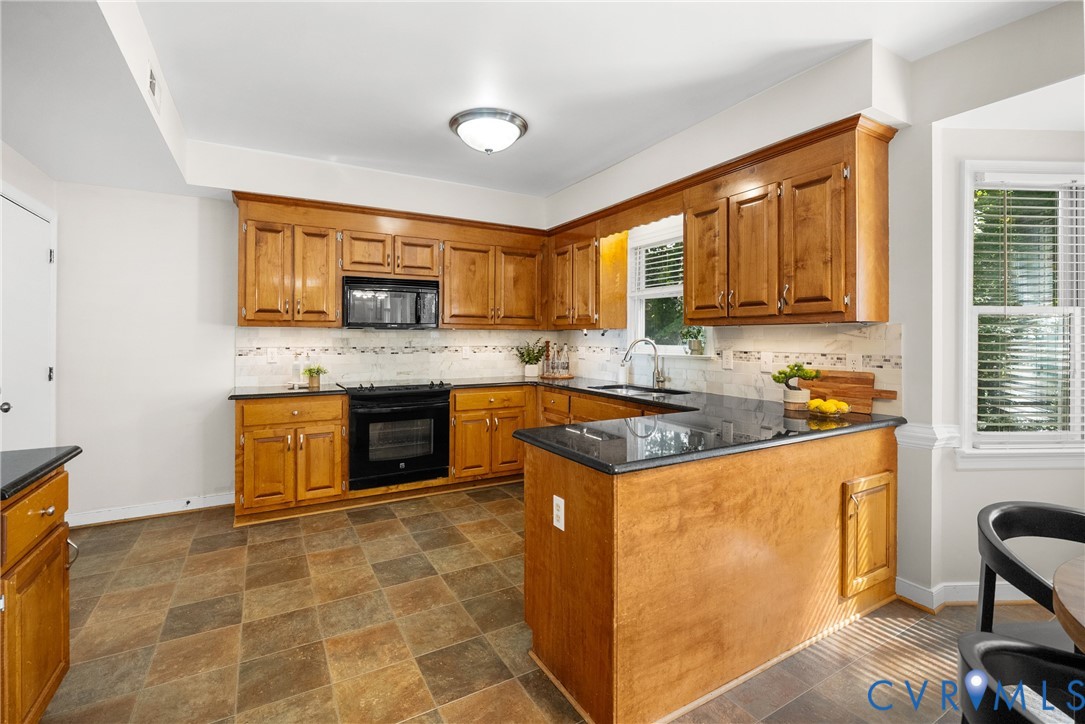 10264 Matthews Grove Lane, Hanover, VA 23116