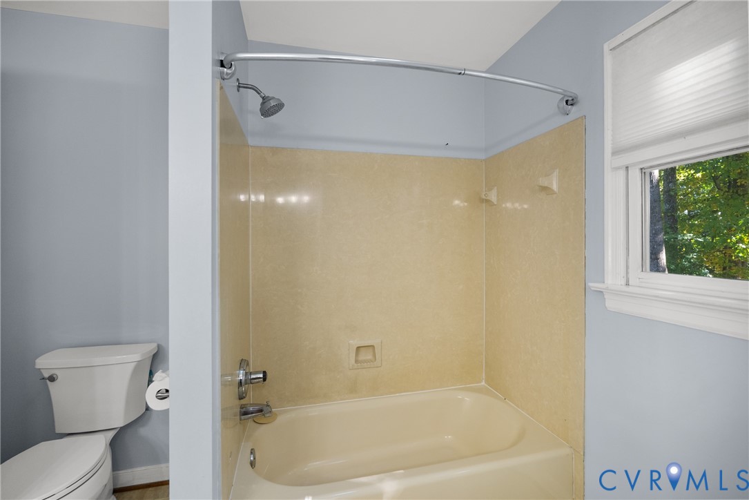 10264 Matthews Grove Lane, Hanover, VA 23116
