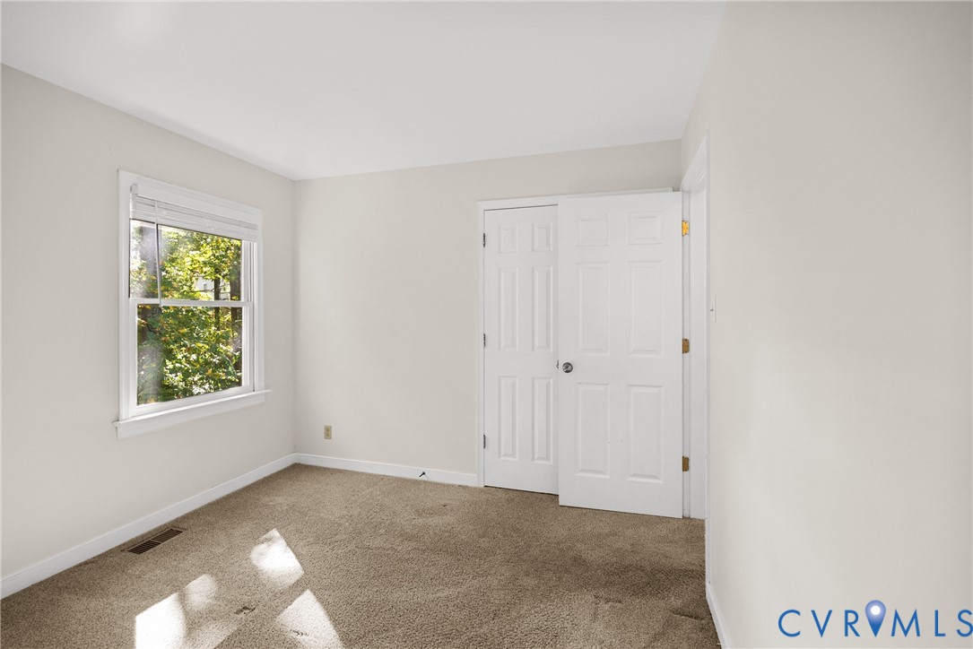 10264 Matthews Grove Lane, Hanover, VA 23116
