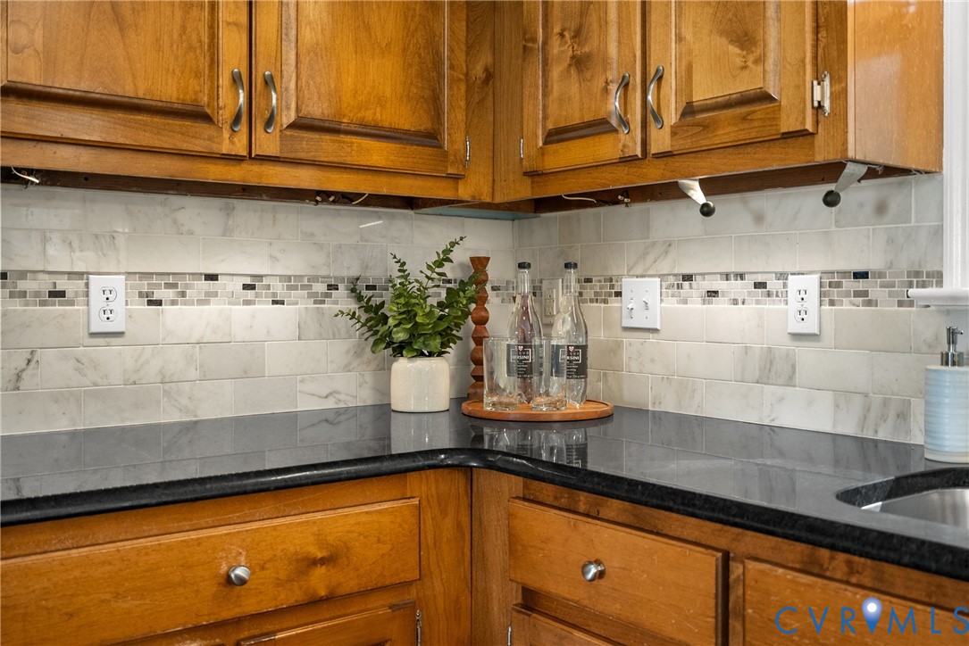 10264 Matthews Grove Lane, Hanover, VA 23116