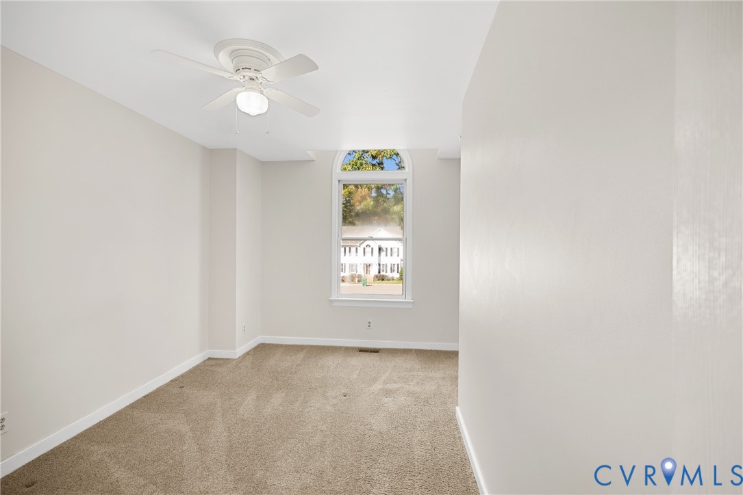 10264 Matthews Grove Lane, Hanover, VA 23116