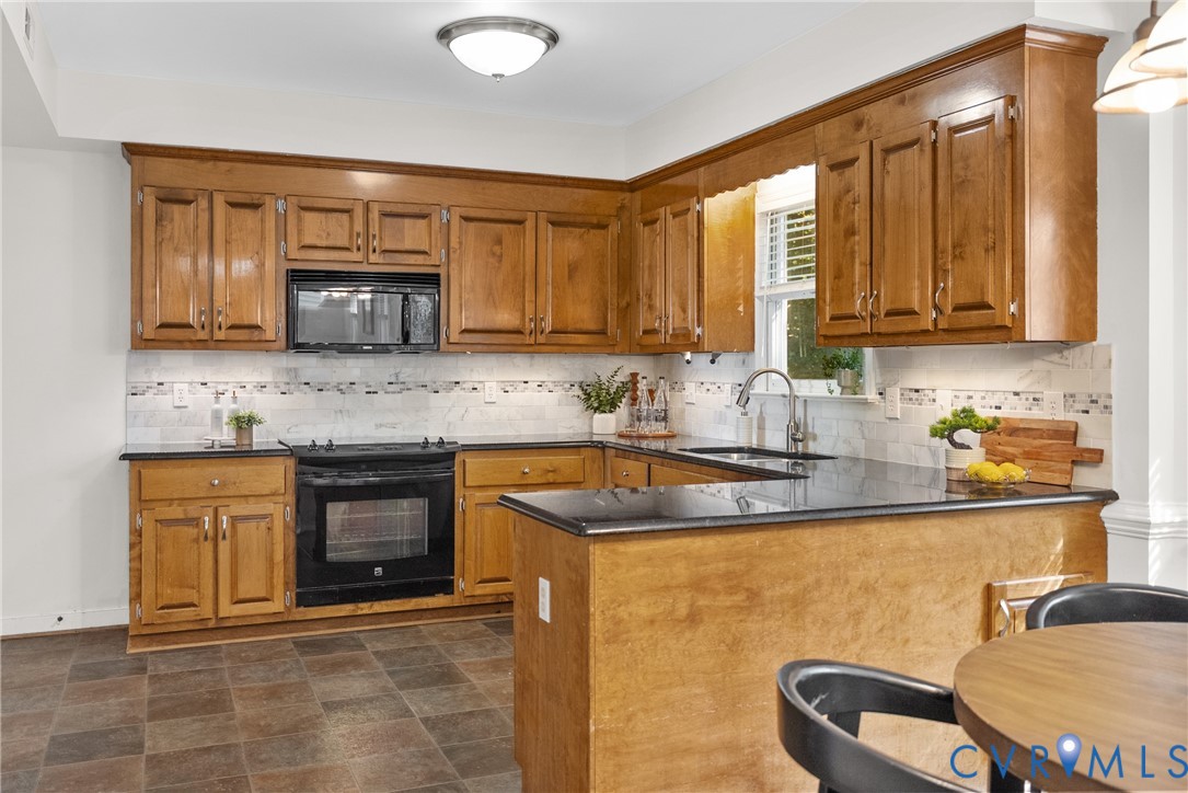 10264 Matthews Grove Lane, Hanover, VA 23116