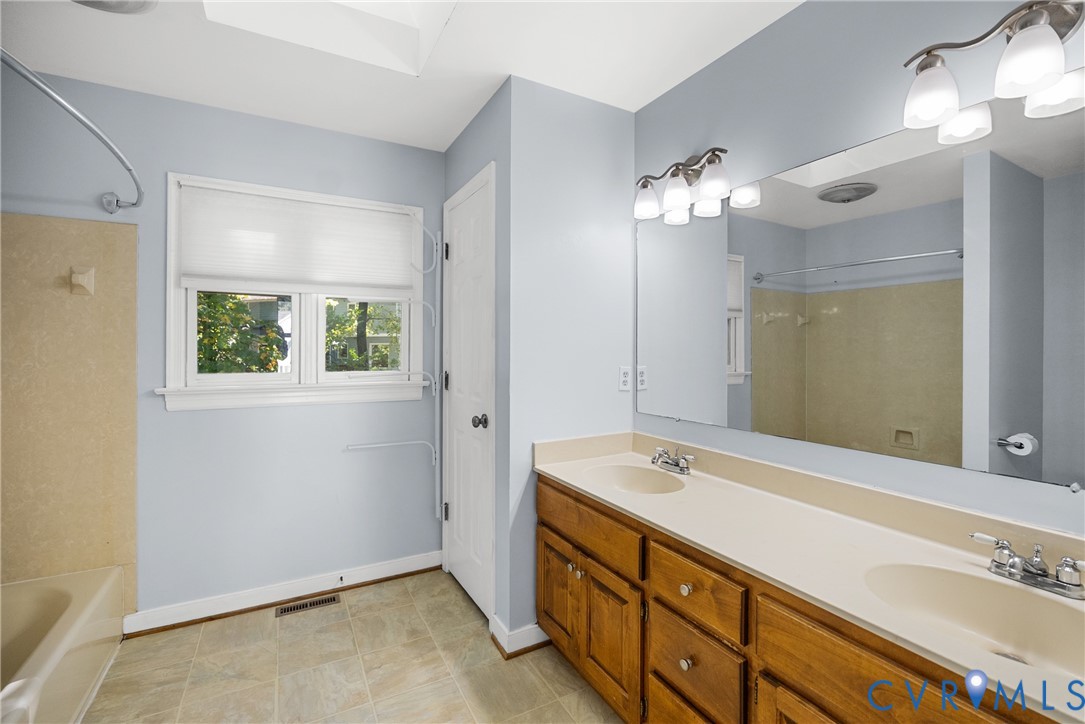 10264 Matthews Grove Lane, Hanover, VA 23116