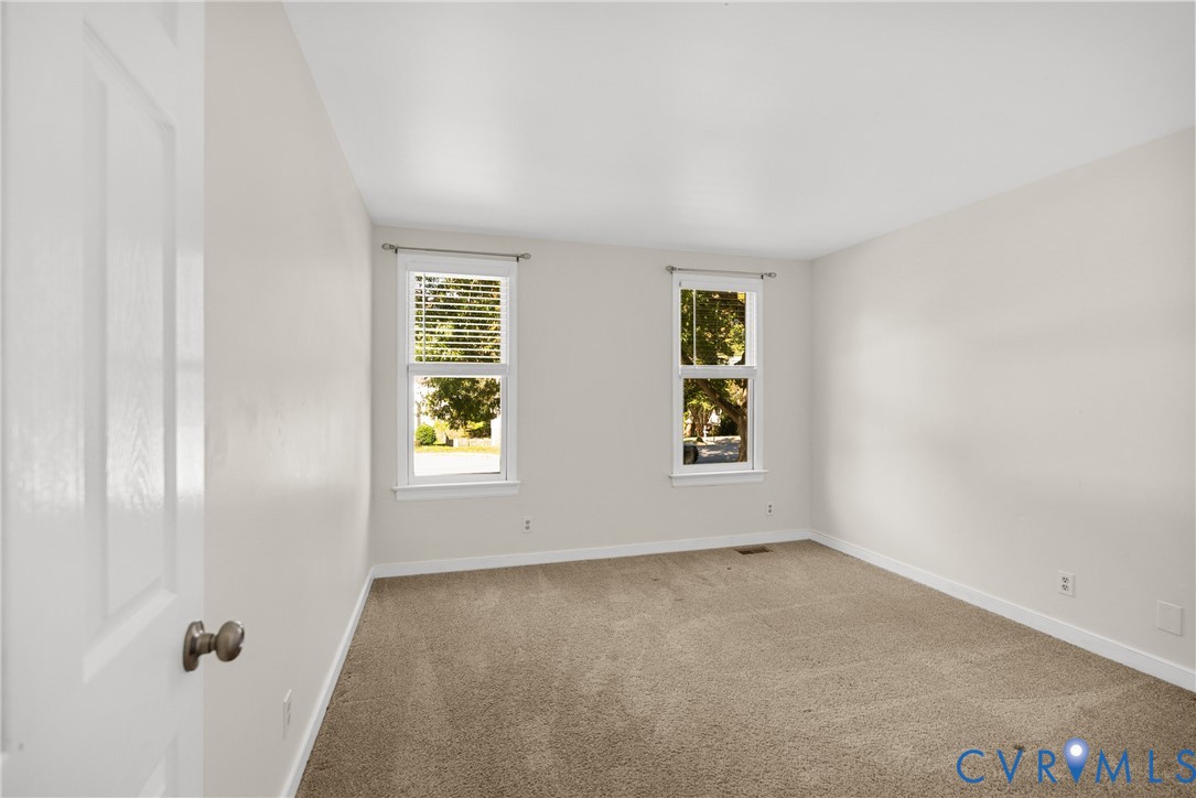 10264 Matthews Grove Lane, Hanover, VA 23116