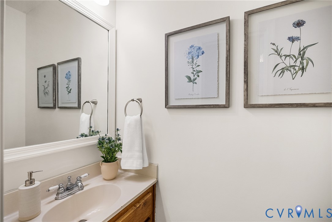 10264 Matthews Grove Lane, Hanover, VA 23116