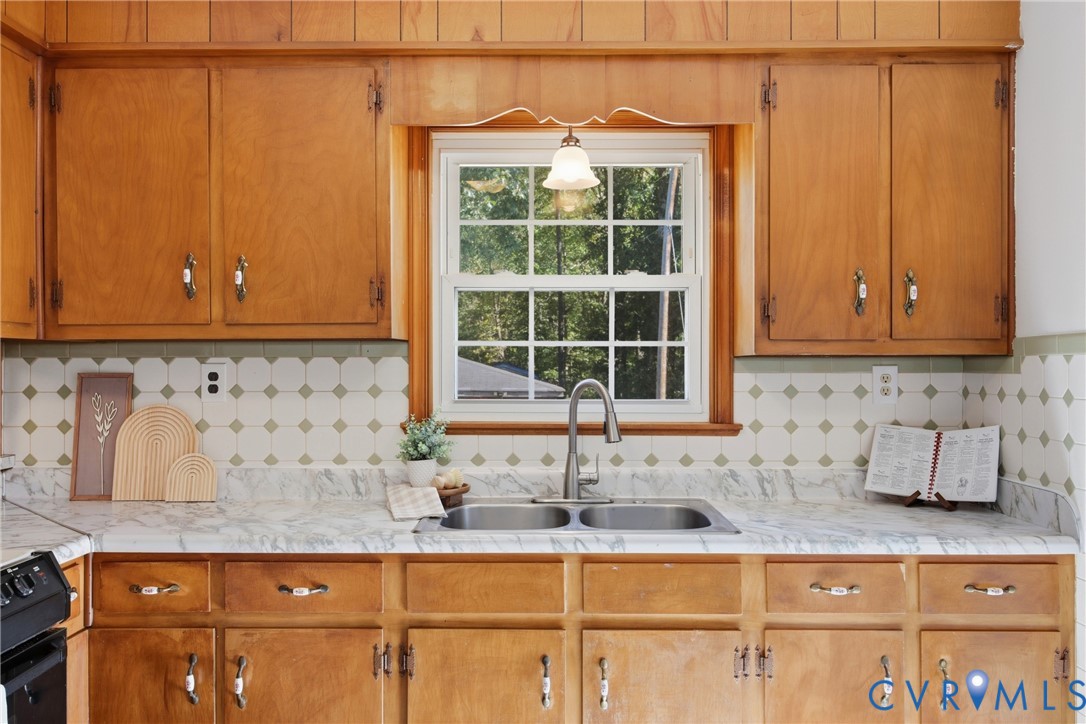11711 Second Branch Road, Chesterfield, VA 23838