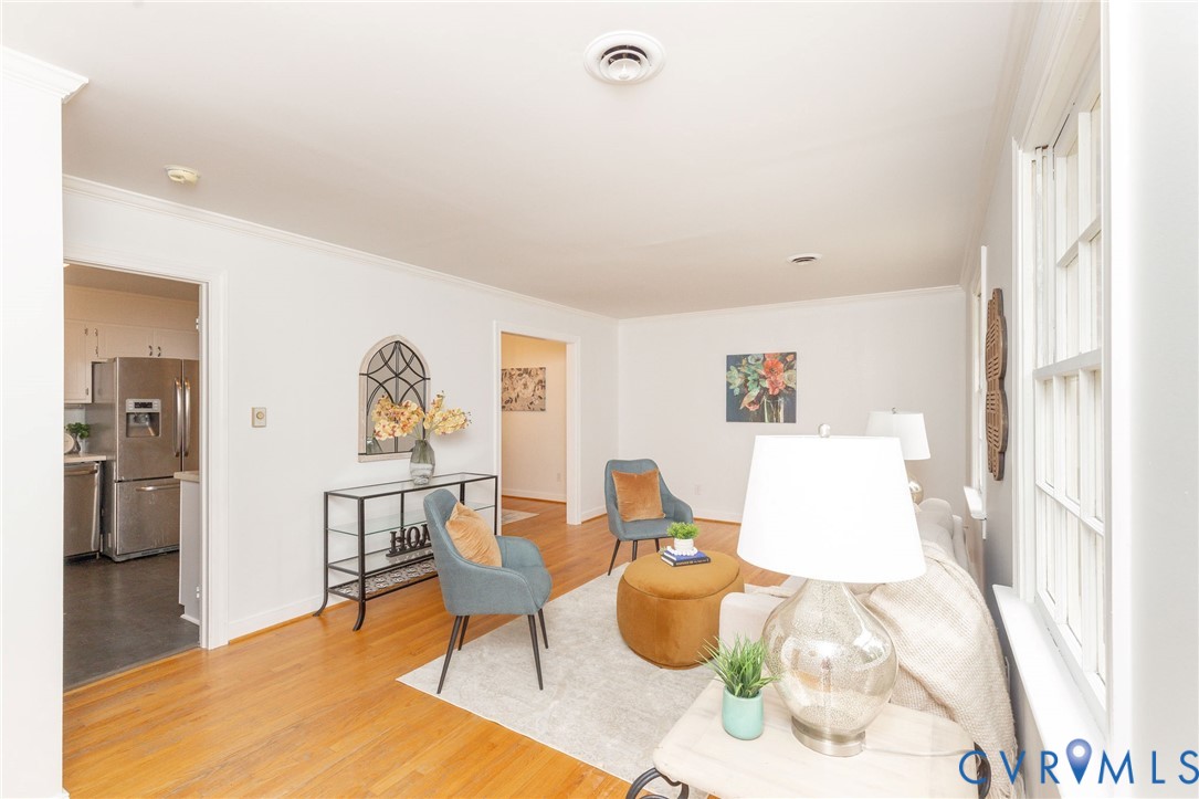 2nd floor- HW floors-