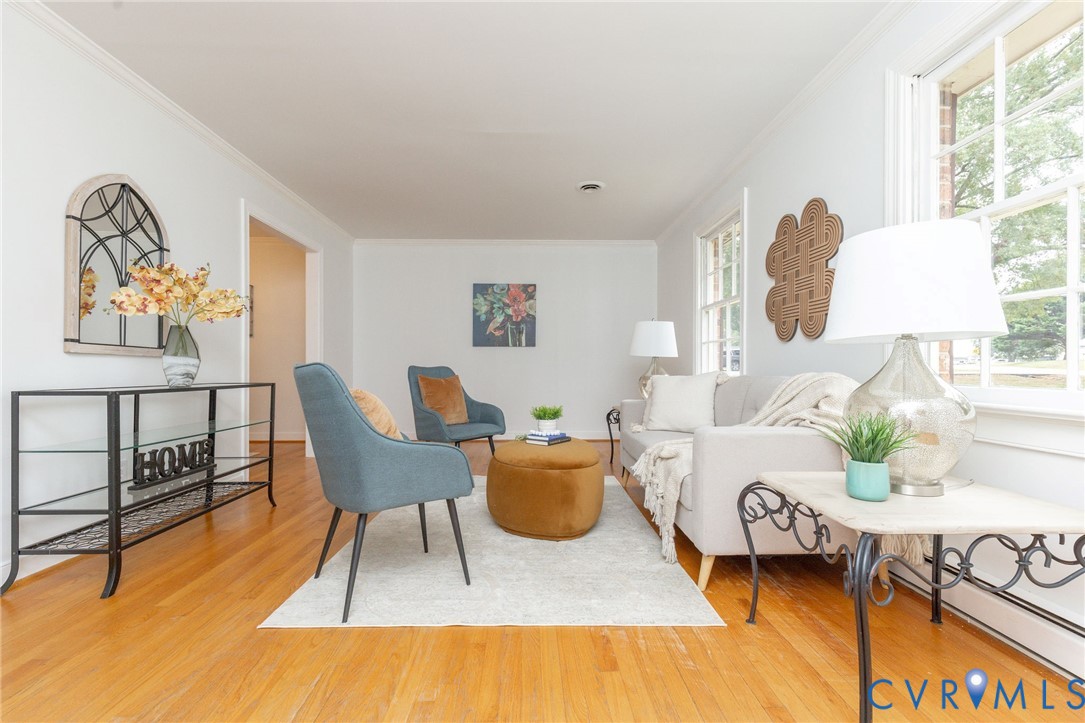 2nd floor- HW floors-