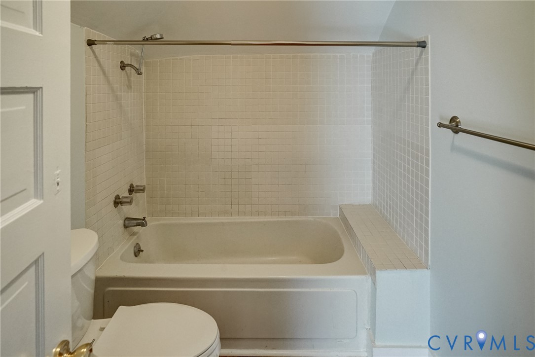 6452 W River Road, Vinyard Row Of Columbia, Columbia, VA 23038