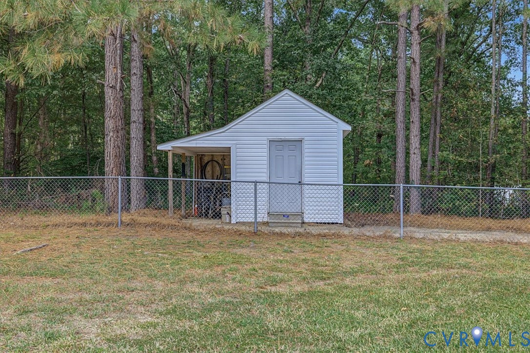 11410 Fleet Drive, Dinwiddie, VA 23841