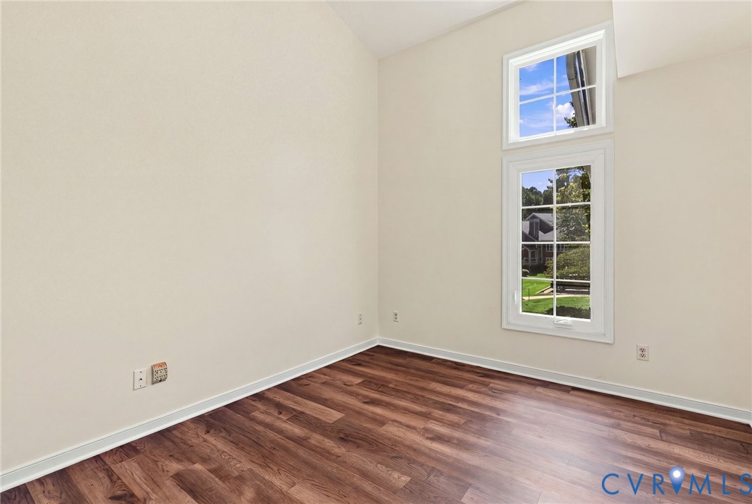 Second bedroom would make a great office