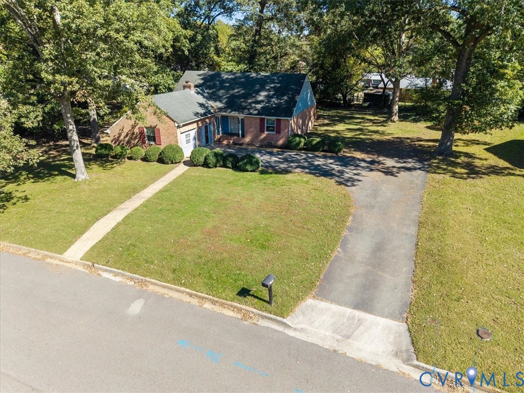 Nice level lot on a cul-de-sac Nice level lot on a cul-de-sac