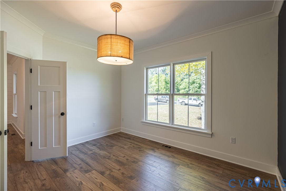 Photo from Boone Homes Gallery; photo of similar home, not home for sale; upgrades shown