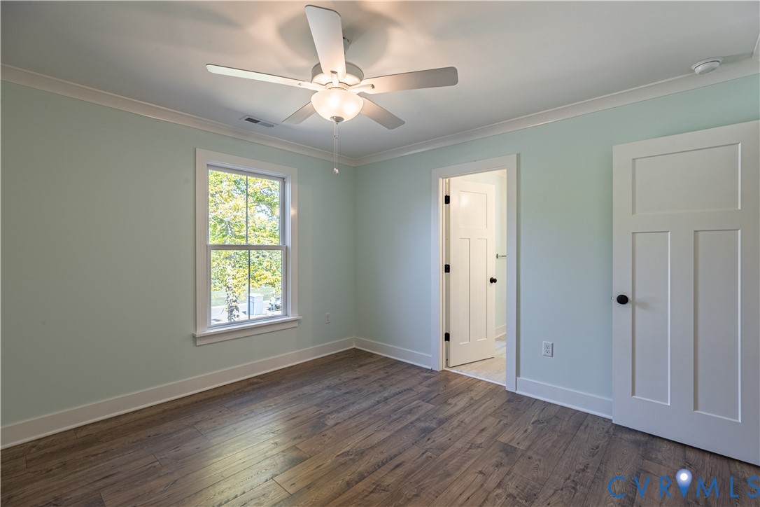 Photo from Boone Homes Gallery; photo of similar home, not home for sale; upgrades shown