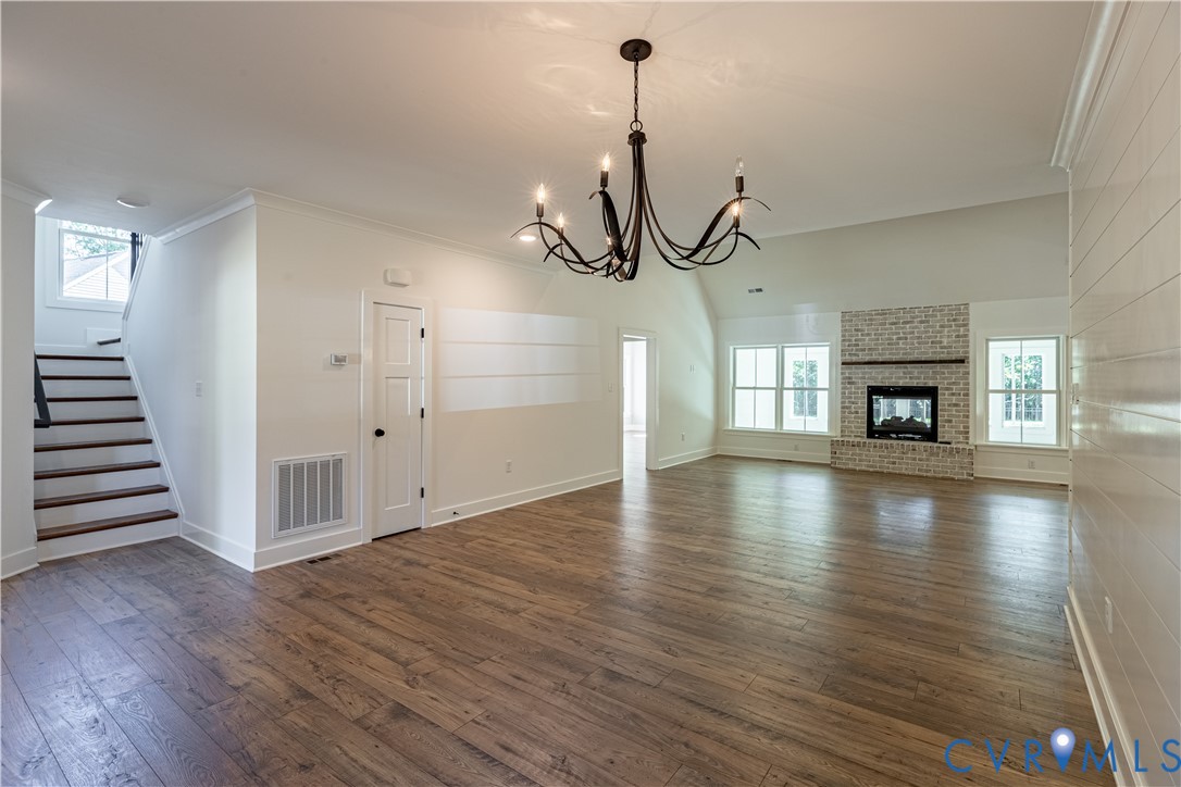 Photo from Boone Homes Gallery; photo of similar home, not home for sale; upgrades shown